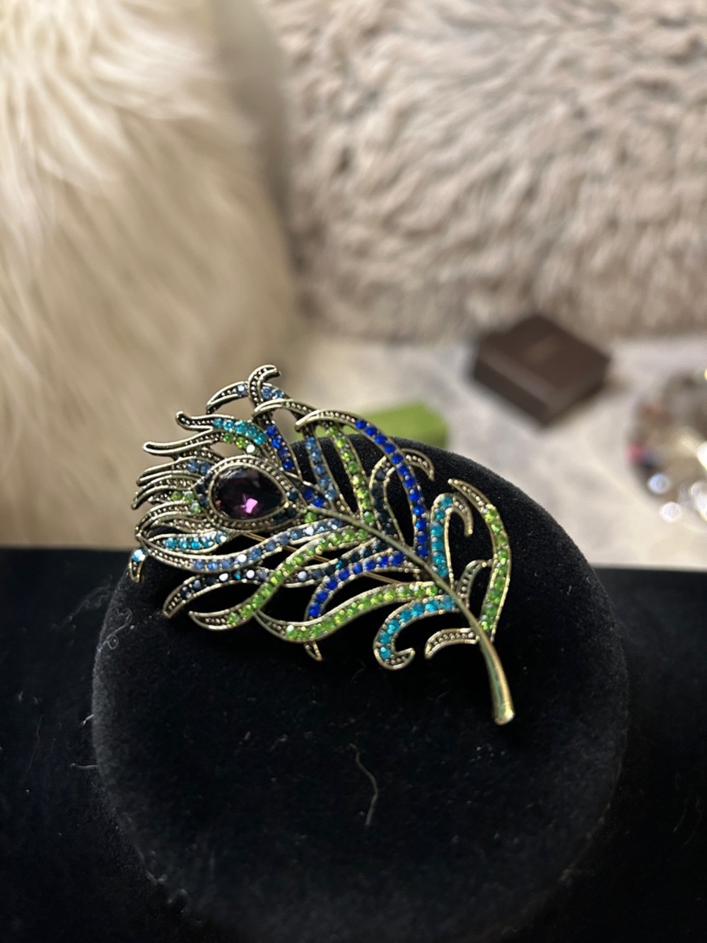 Peacock Feather Crystal Brooch - Blue & Green - Picture 2 of 6